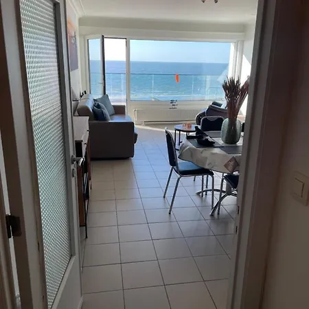 Appartement Zeezicht 27 B